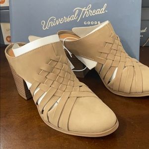 Never worn slip on heal